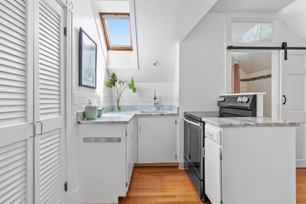 228 Langley Rd