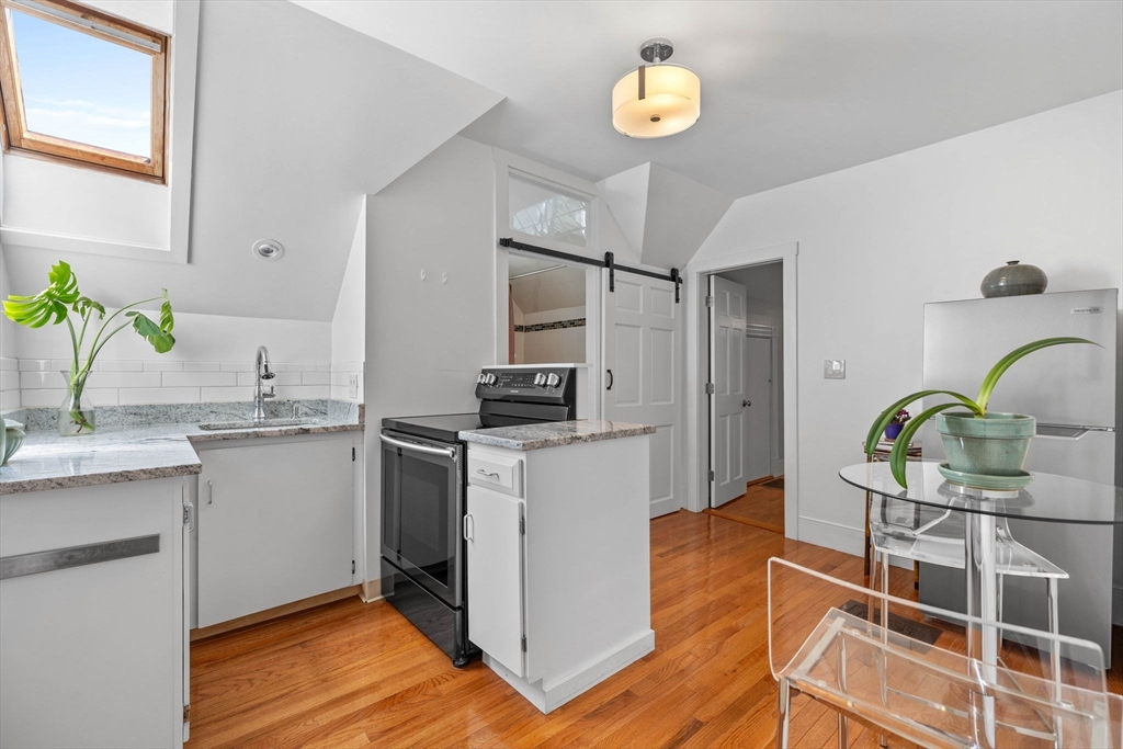 228 Langley Rd