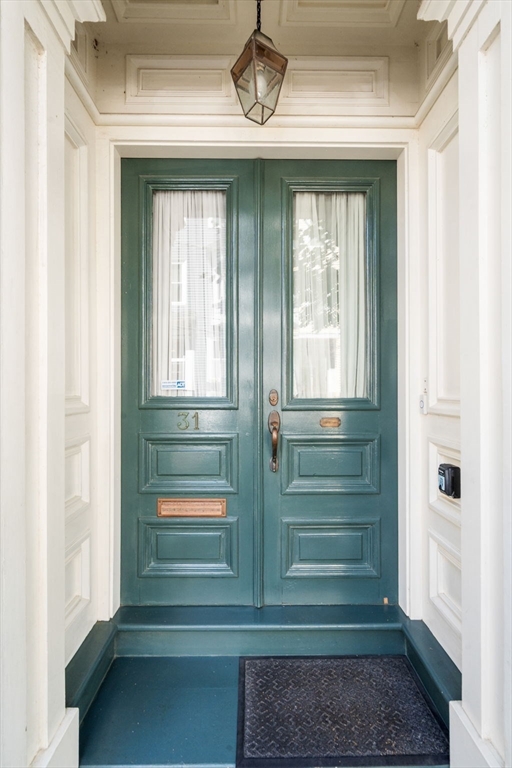 31 Mead Street