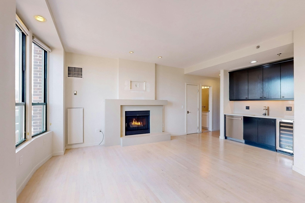 755 Boylston Street # 804