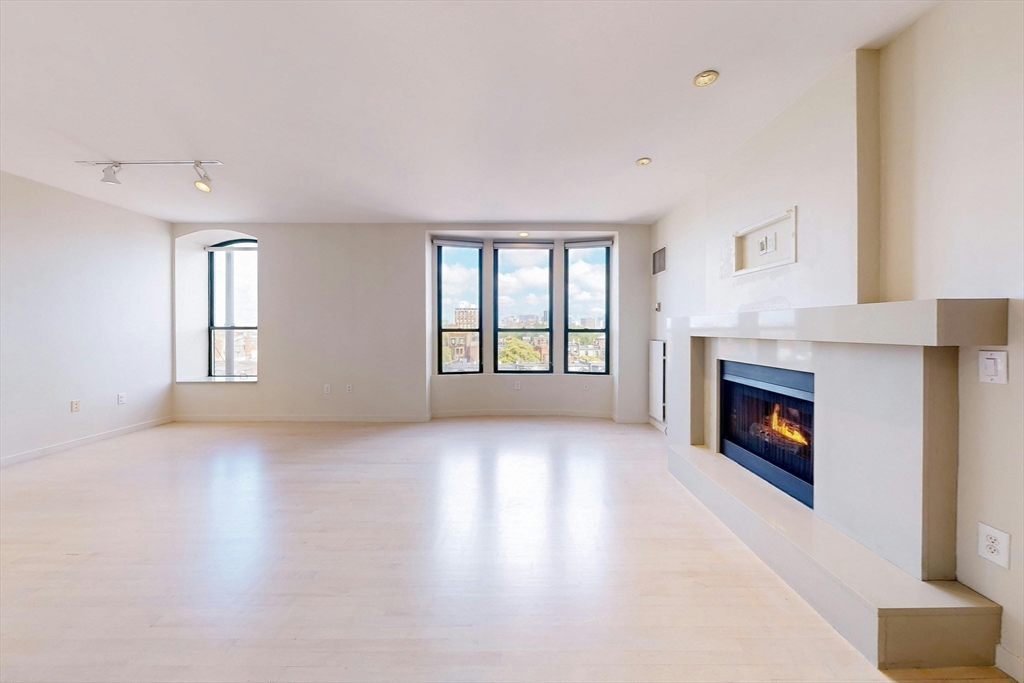 755 Boylston Street # 804