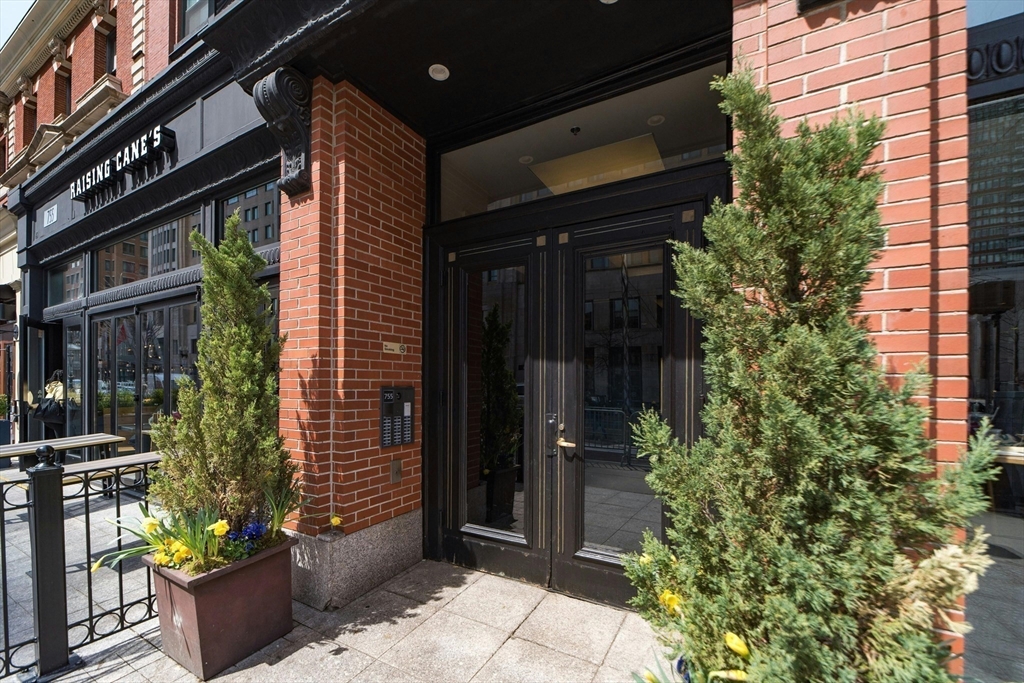 755 Boylston Street # 804