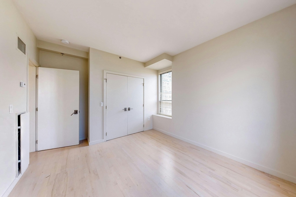 755 Boylston Street # 804