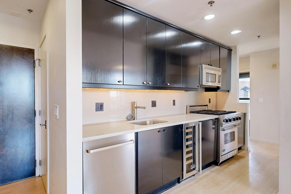 755 Boylston Street # 804