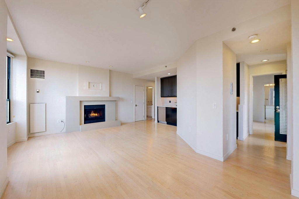 755 Boylston Street # 804