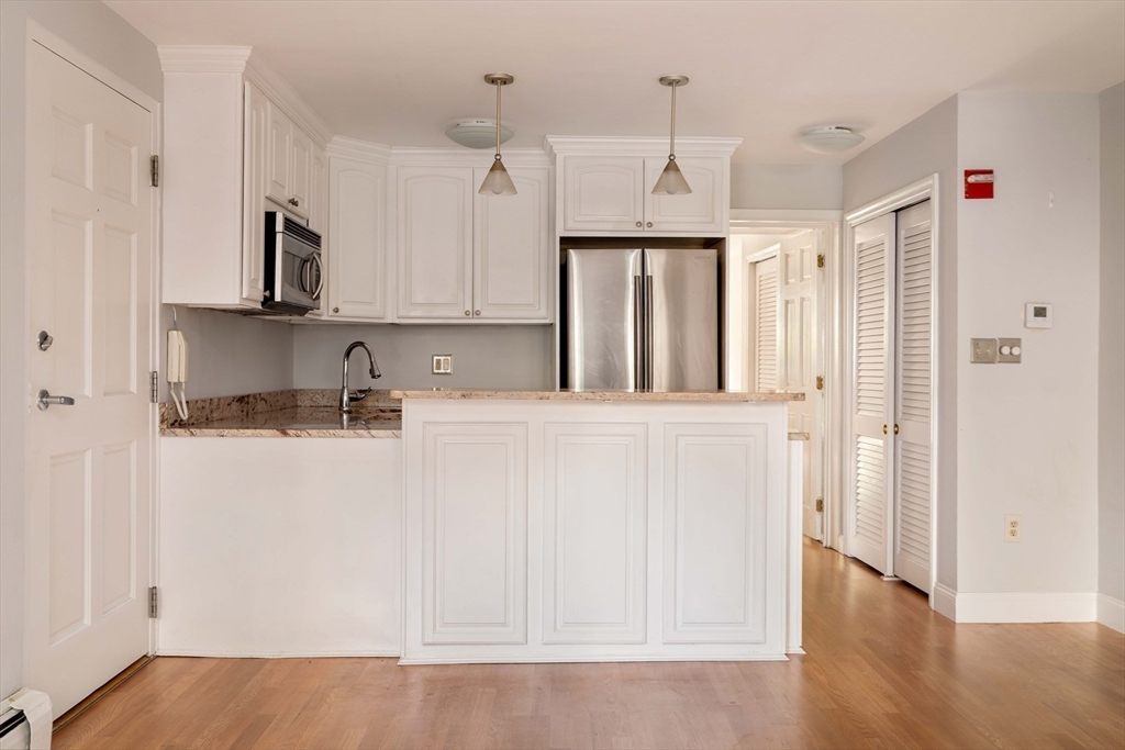 123 Sewall Ave Unit: LC