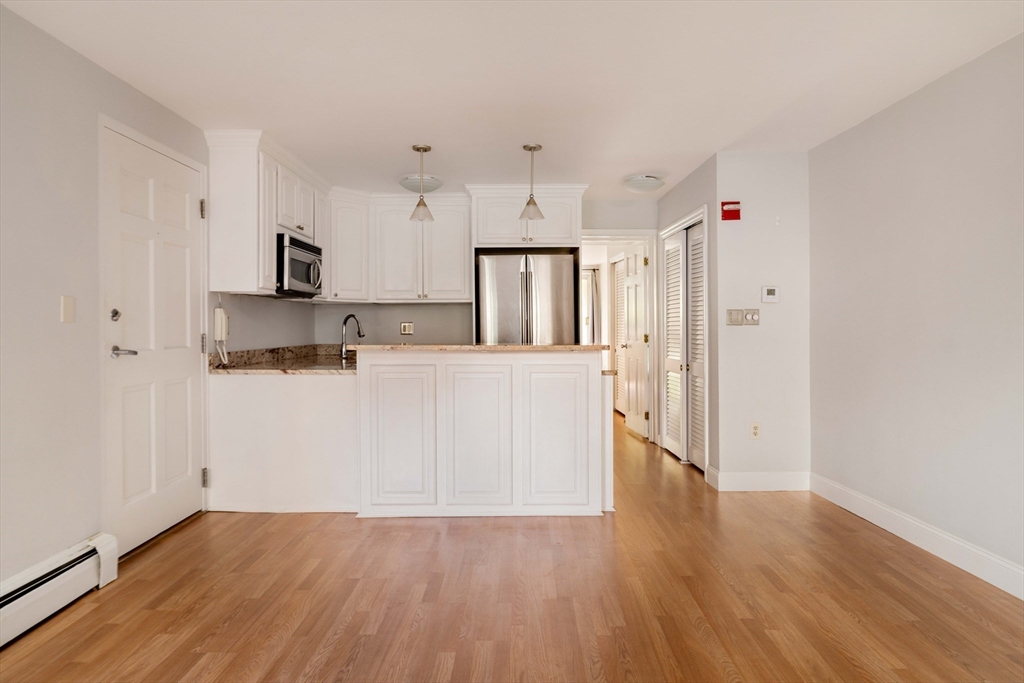 123 Sewall Ave Unit: LC
