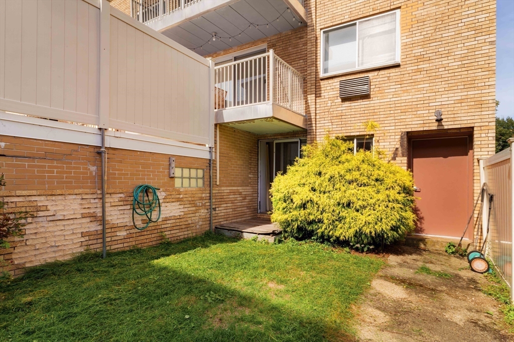 123 Sewall Ave Unit: LC