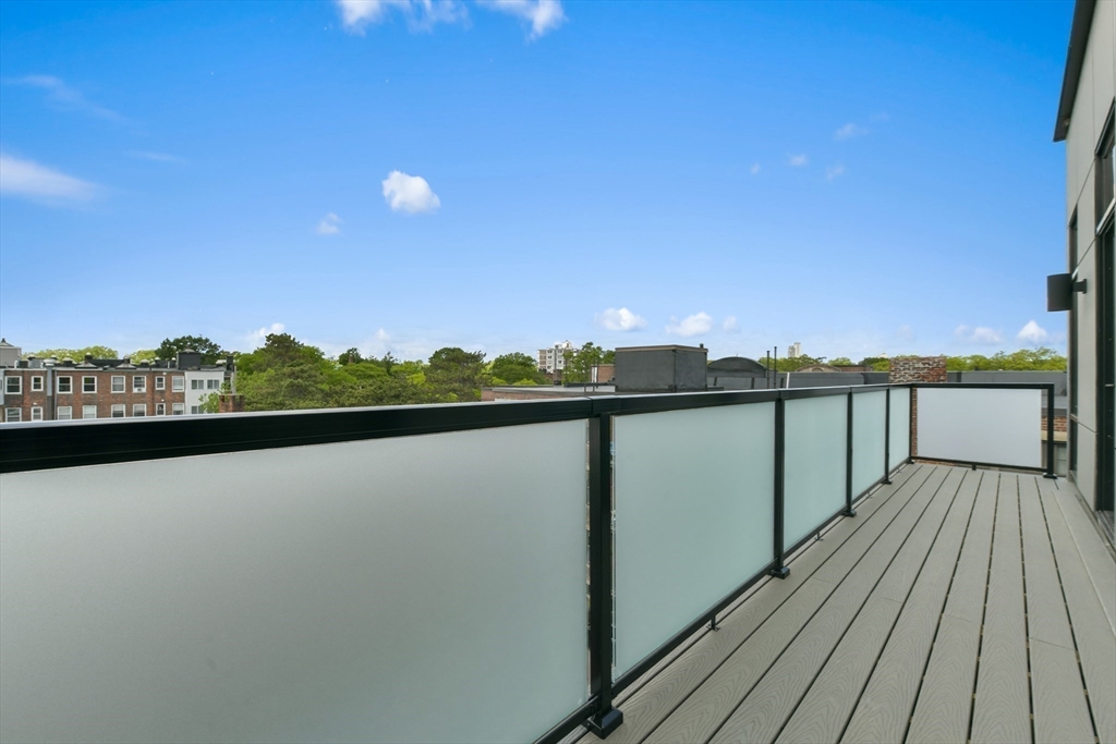 14 Green Street Unit: PH1