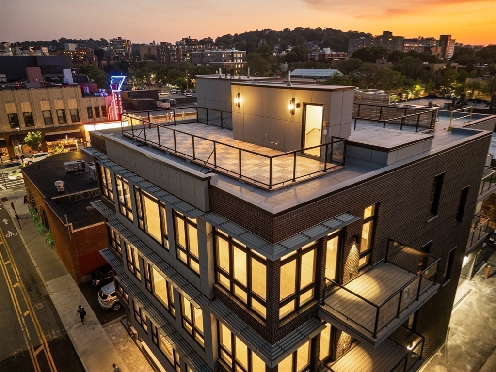 14 Green Street Unit: PH1
