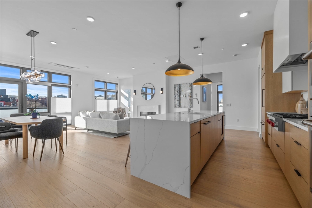 14 Green Street Unit: PH1