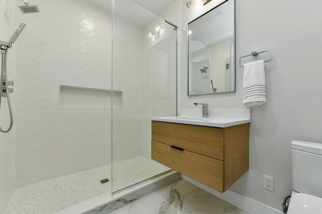 14 Green Street Unit: PH1