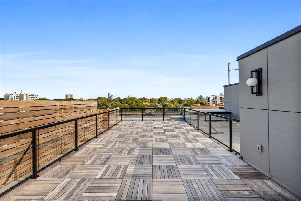 14 Green Street Unit: PH1