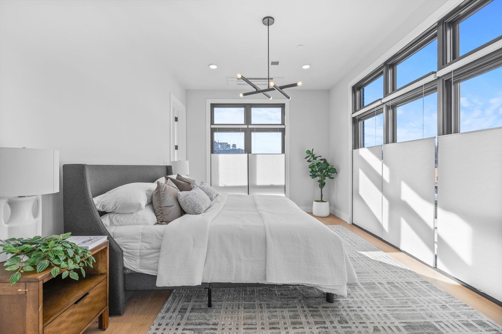14 Green Street Unit: PH1