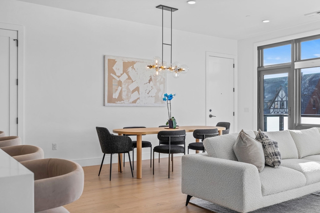 14 Green Street Unit: PH1
