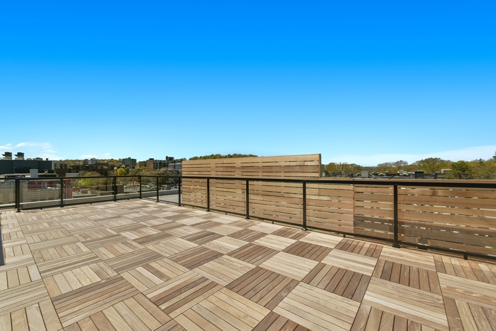 14 Green Street Unit: PH1