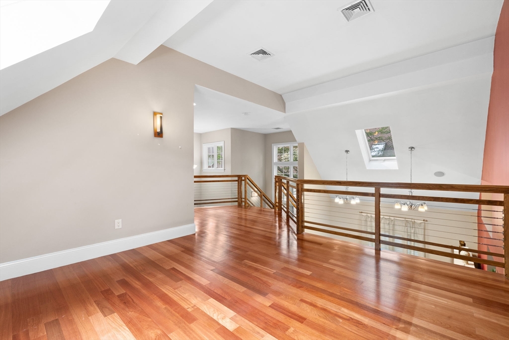 20 Hamlet Street # 1