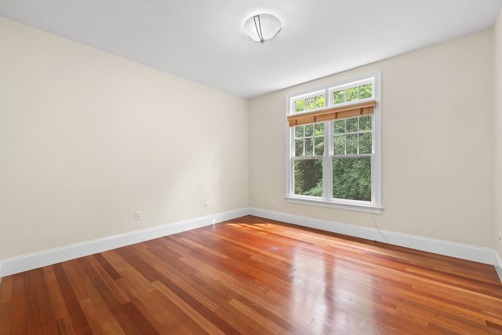 20 Hamlet Street # 1