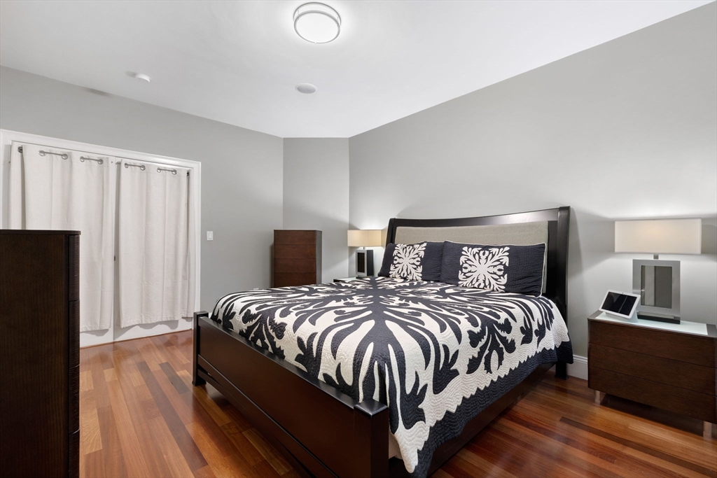 20 Hamlet Street # 1