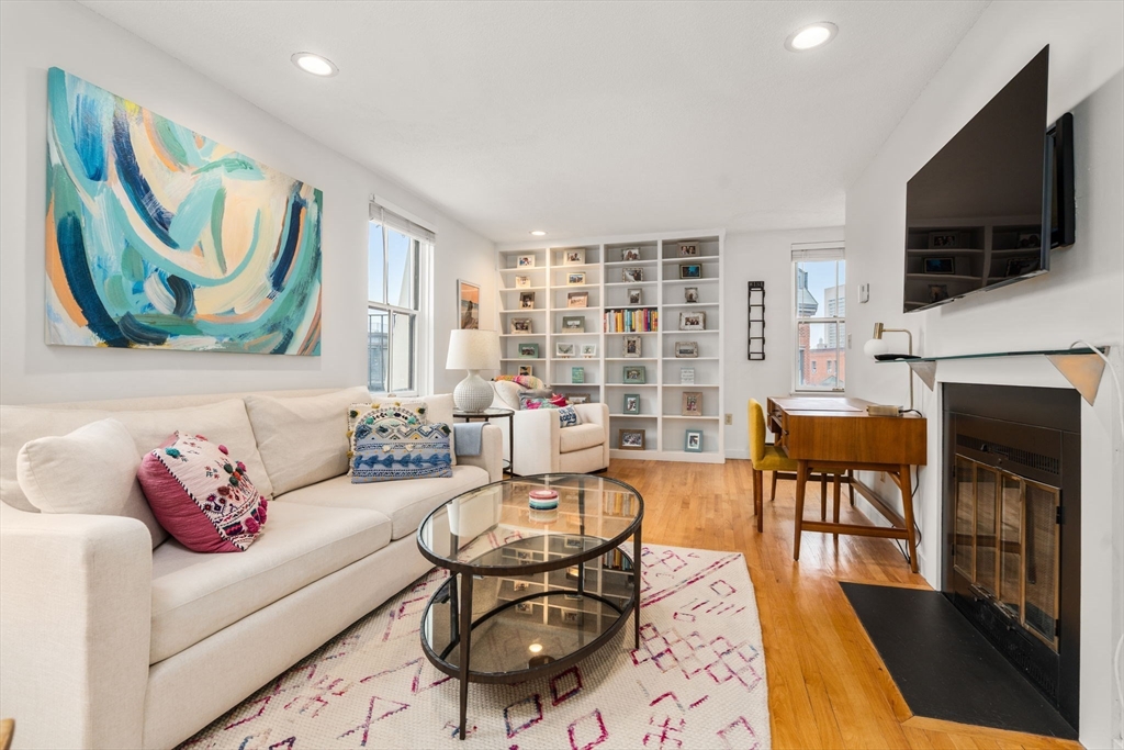 150 Chandler St # 9