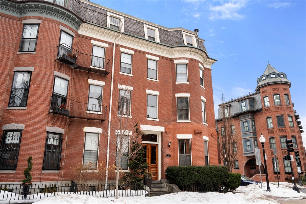 150 Chandler St # 9