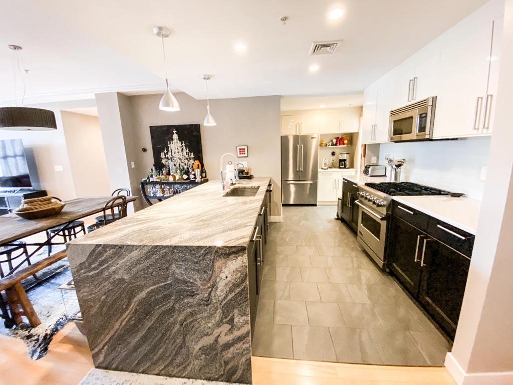 323 Boylston # 201