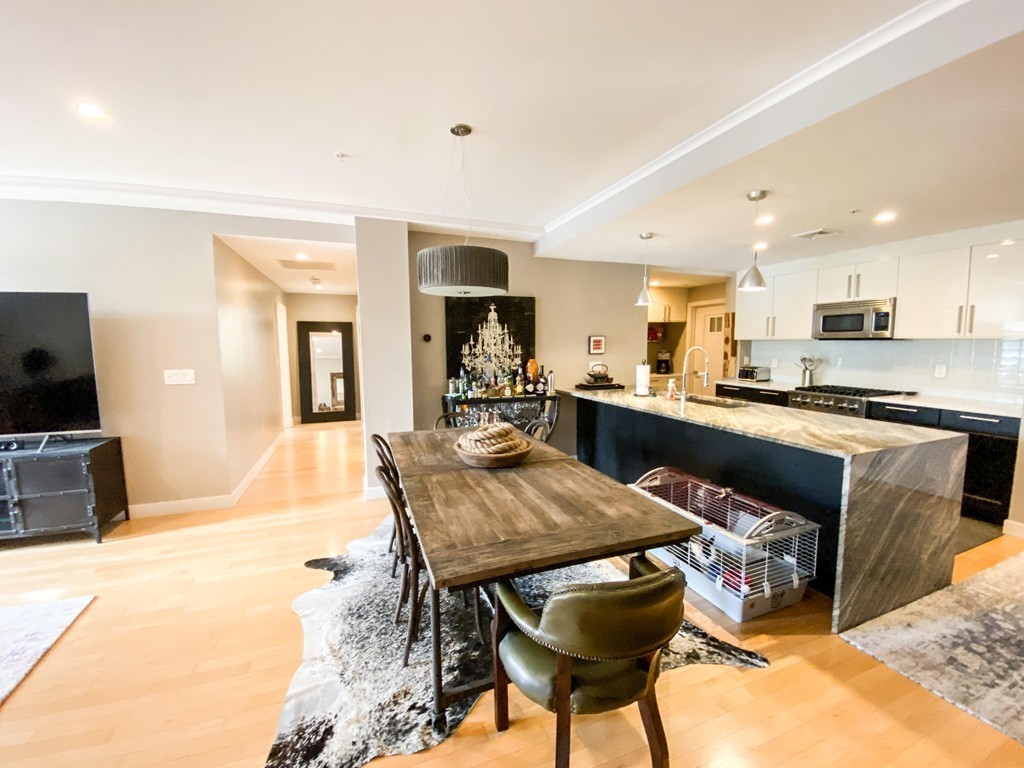 323 Boylston # 201