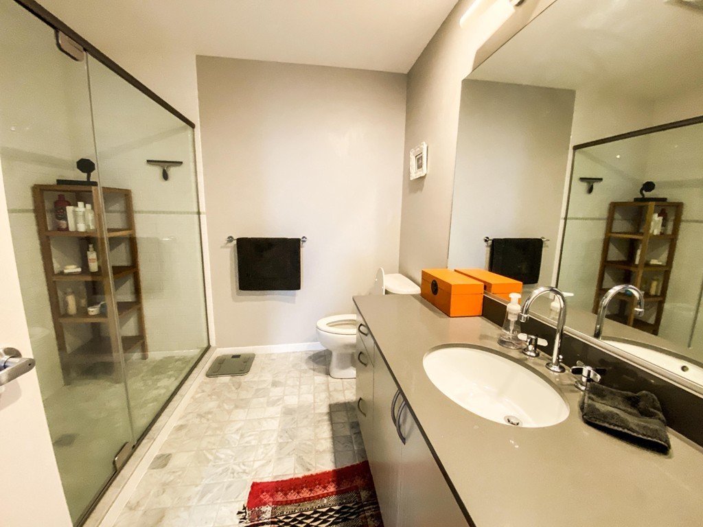 323 Boylston # 201
