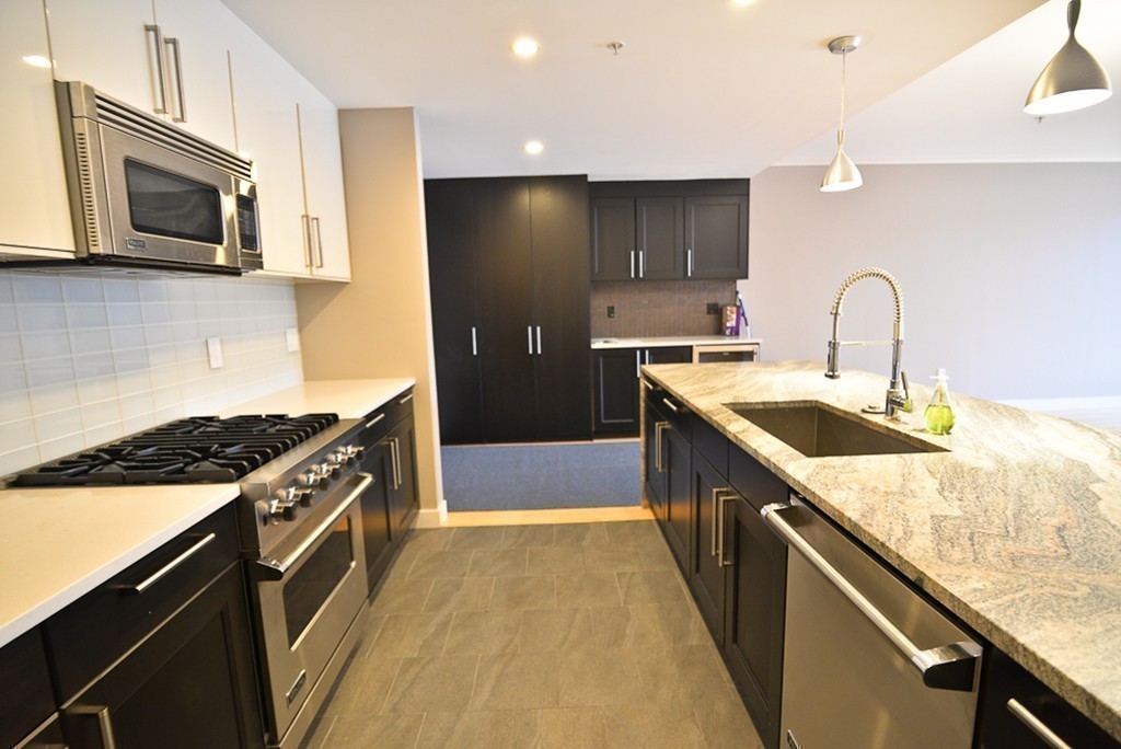 323 Boylston # 201