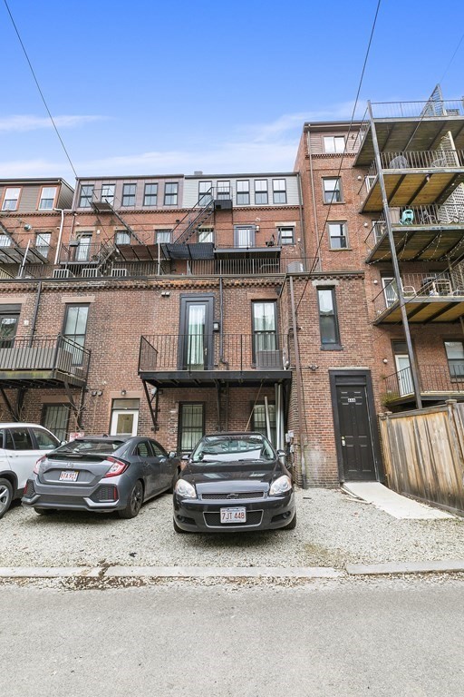 666 Massachusetts Ave # 3