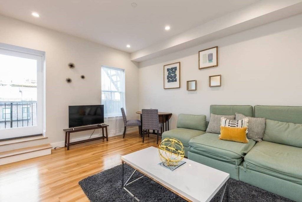 666 Massachusetts Ave # 3