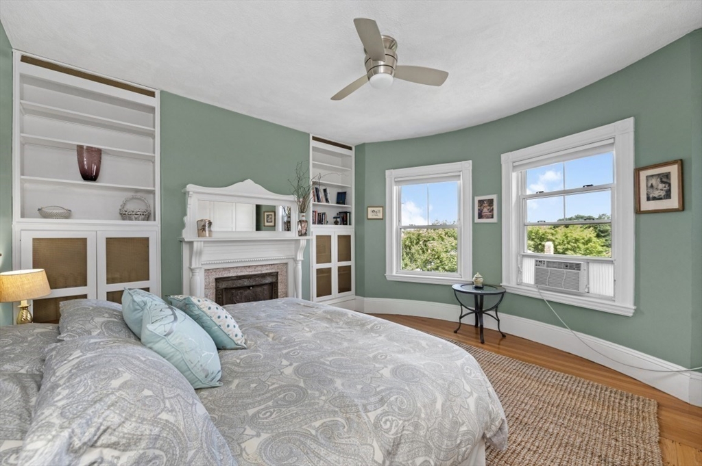 14 Linden St # 8 Unit: #8