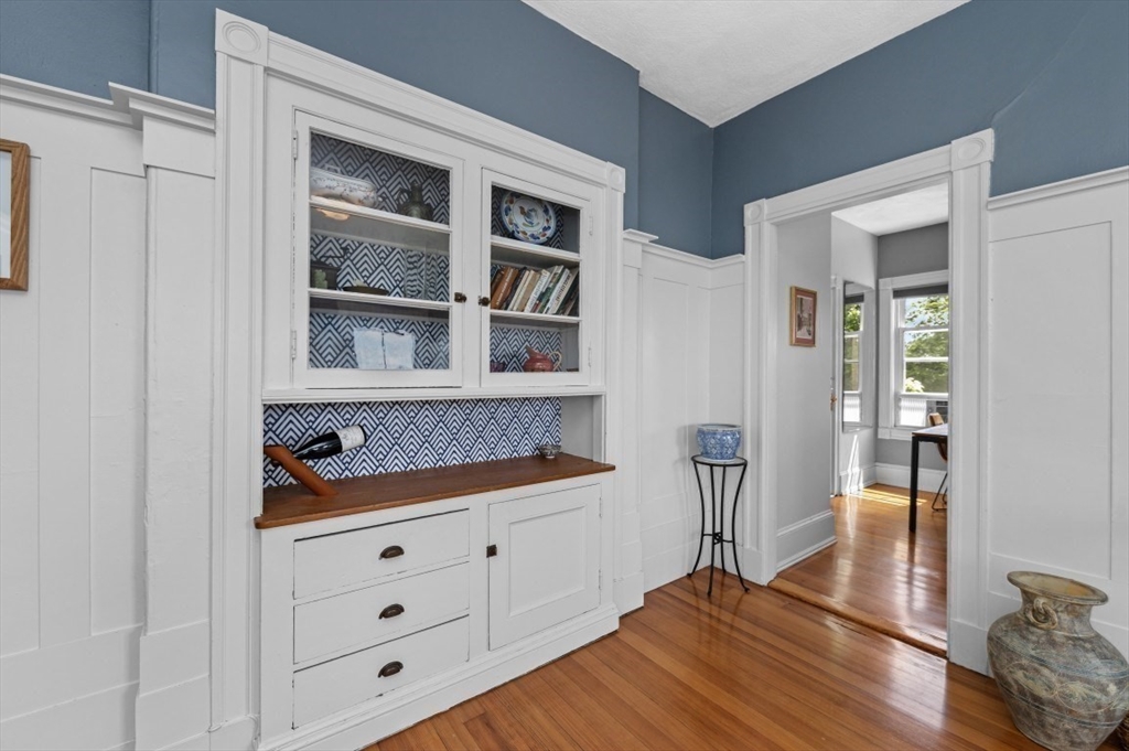 14 Linden St # 8 Unit: #8