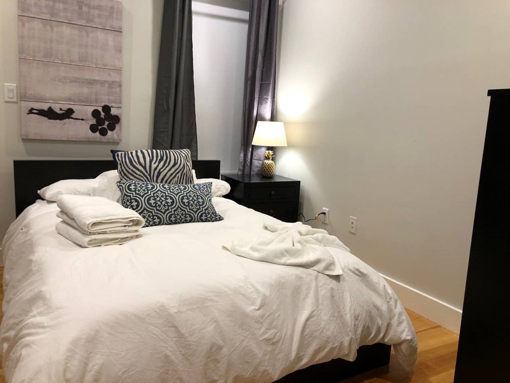 666 Massachusetts Ave # 1