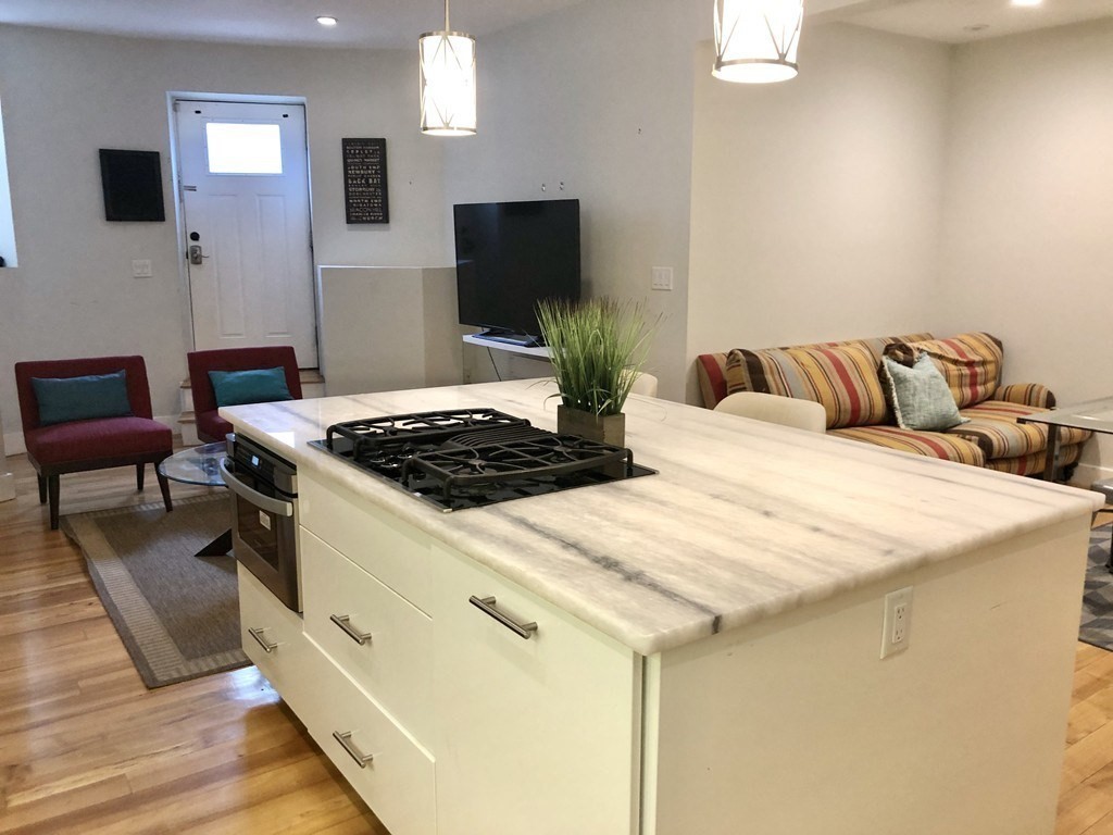 666 Massachusetts Ave # 1