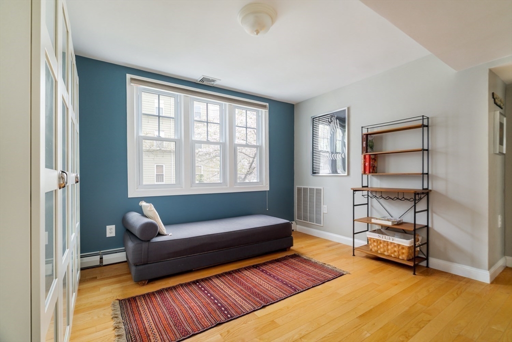 13 Hubbard Street # B