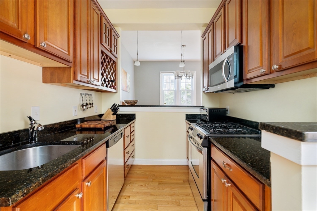 13 Hubbard Street # B