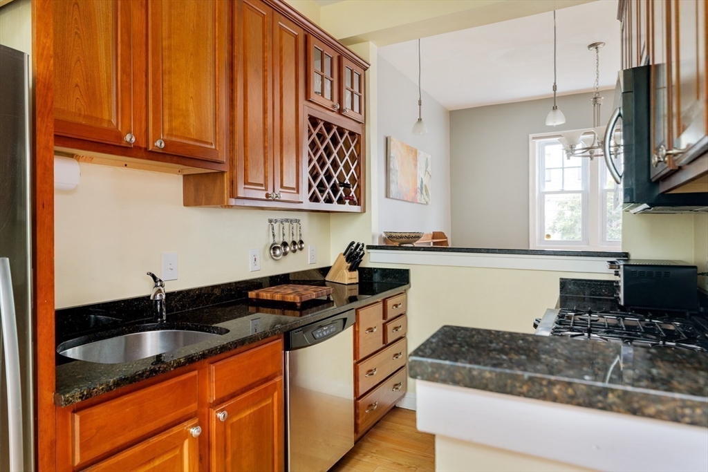 13 Hubbard Street # B