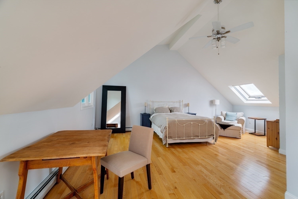 13 Hubbard Street # B
