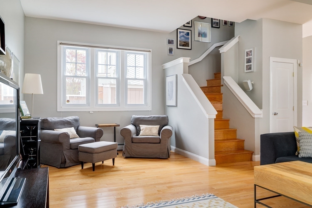 13 Hubbard Street # B