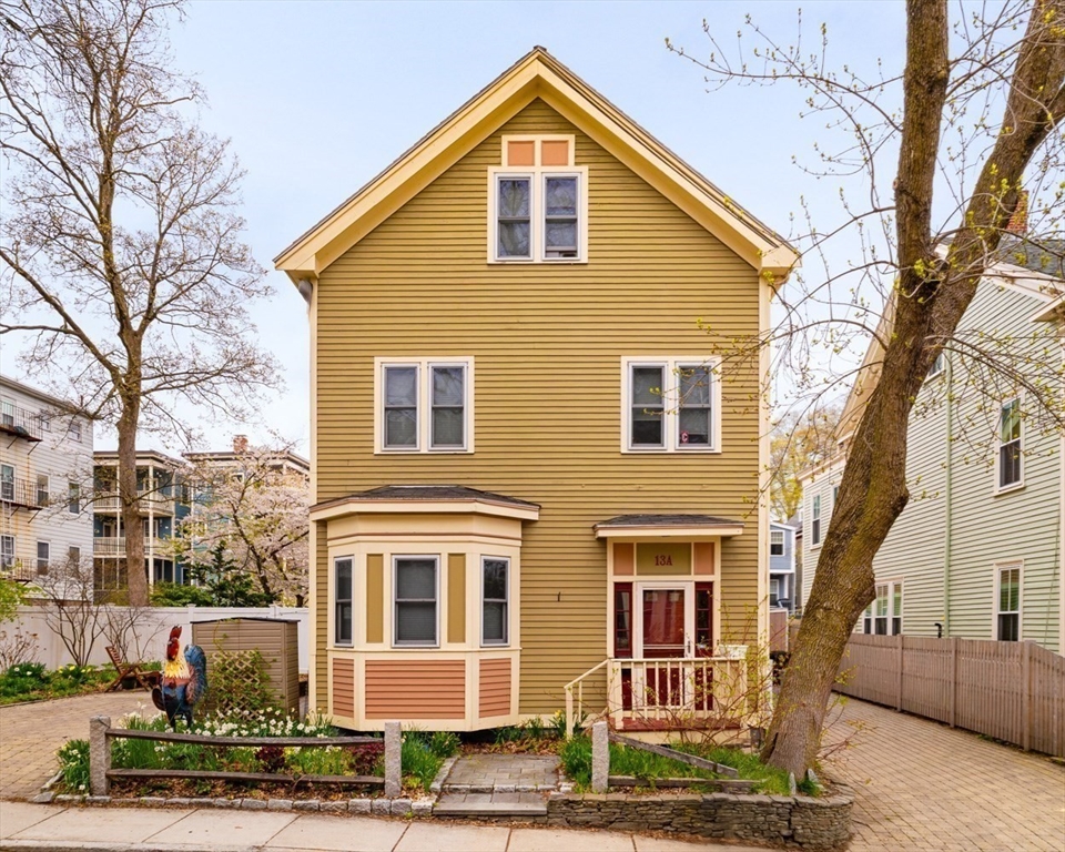 13 Hubbard Street # B
