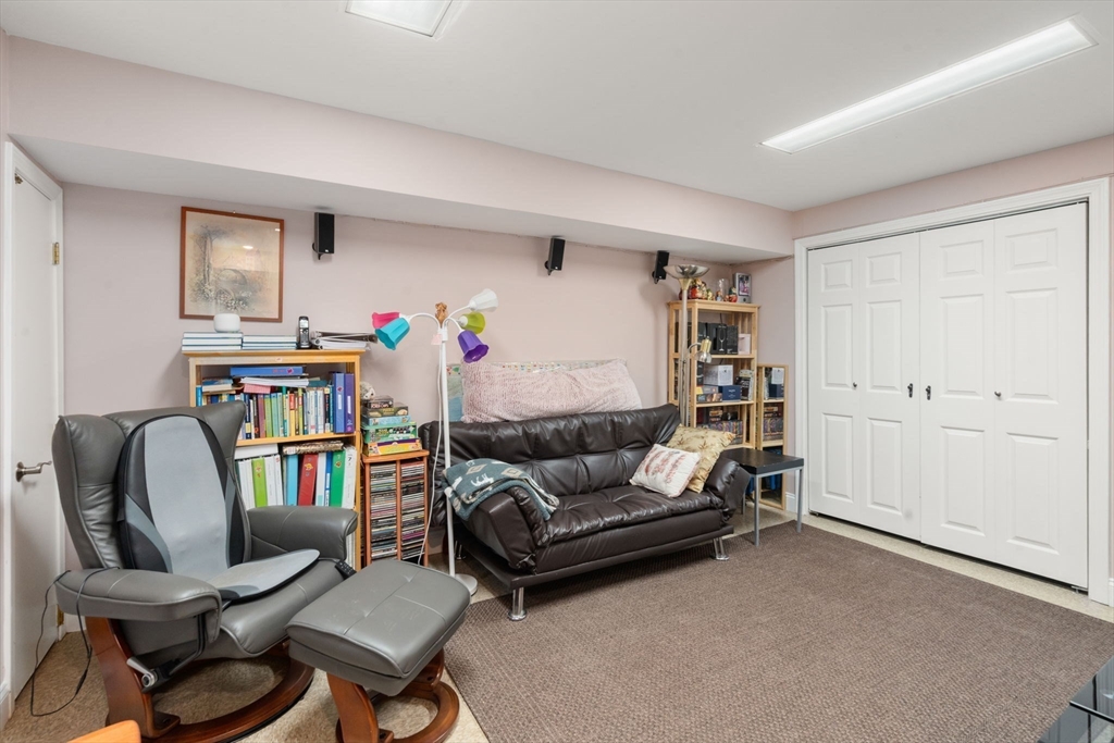 305 Winchester St # D
