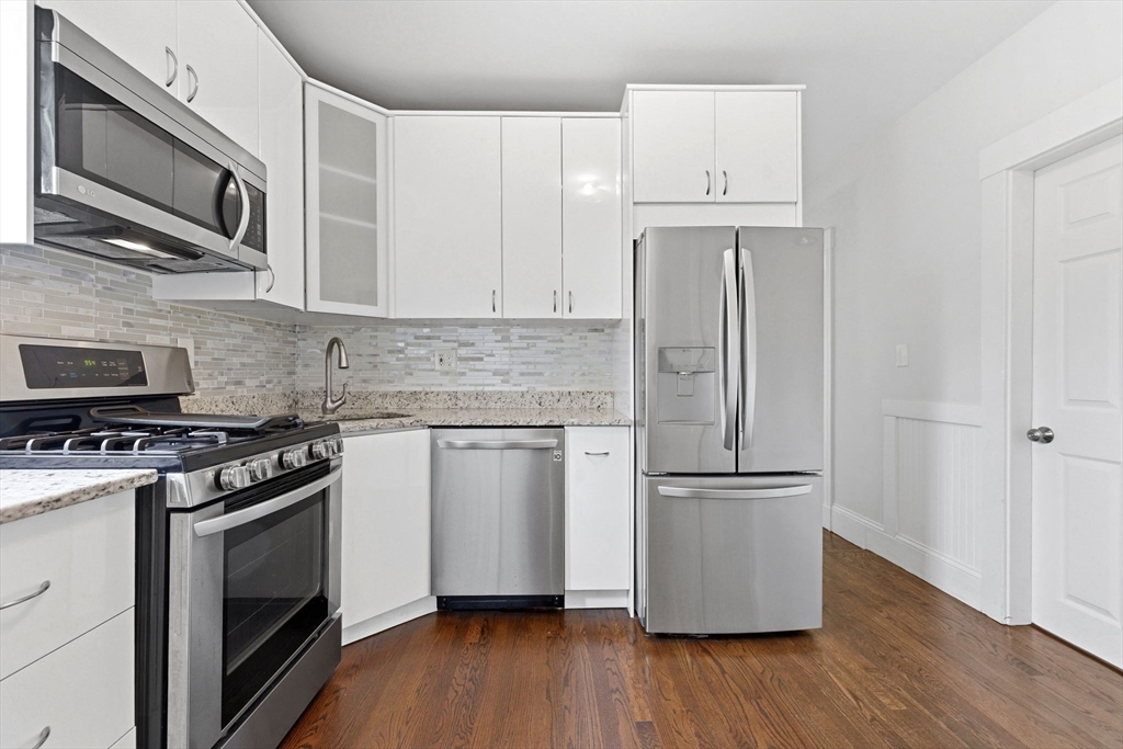 20 Connecticut Ave # 2