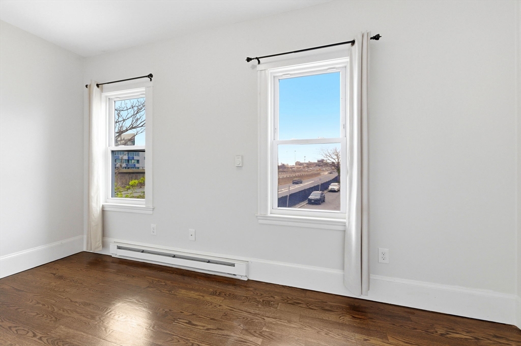 20 Connecticut Ave # 2