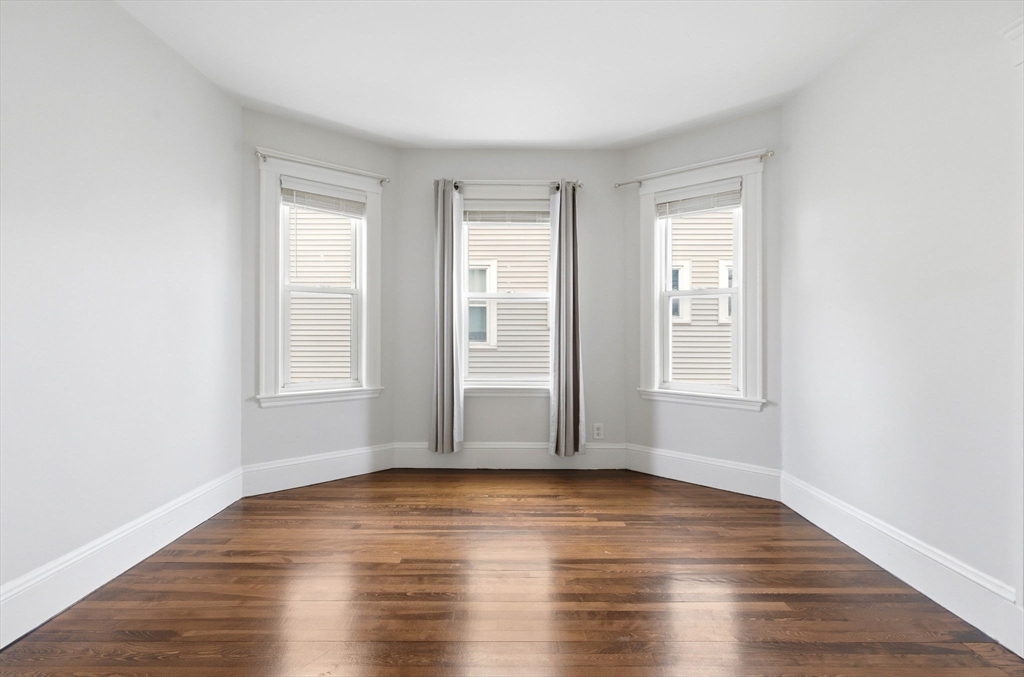 20 Connecticut Ave # 2