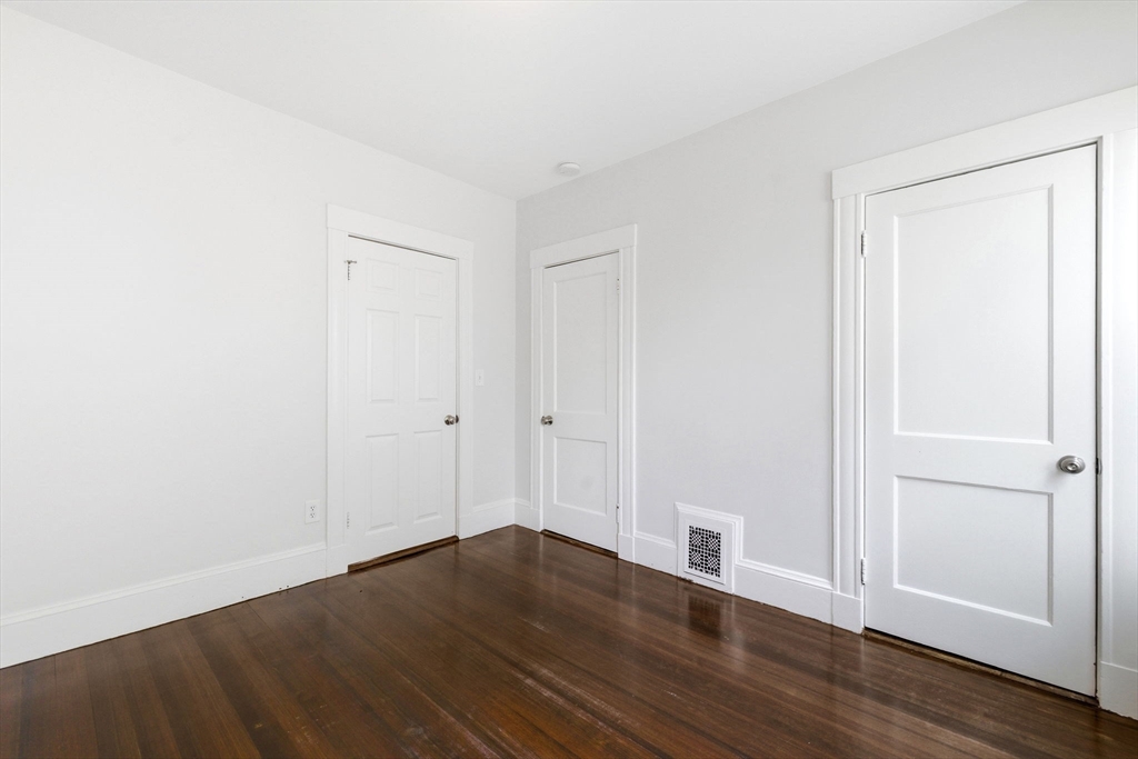 20 Connecticut Ave # 2
