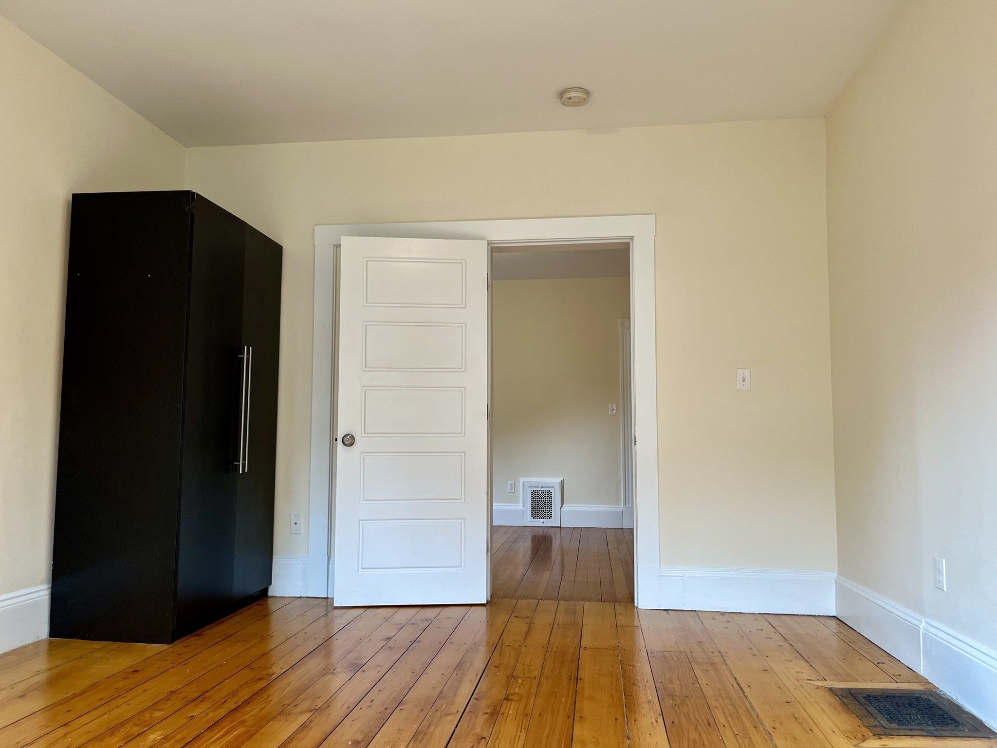 4 Fayette Park # 2