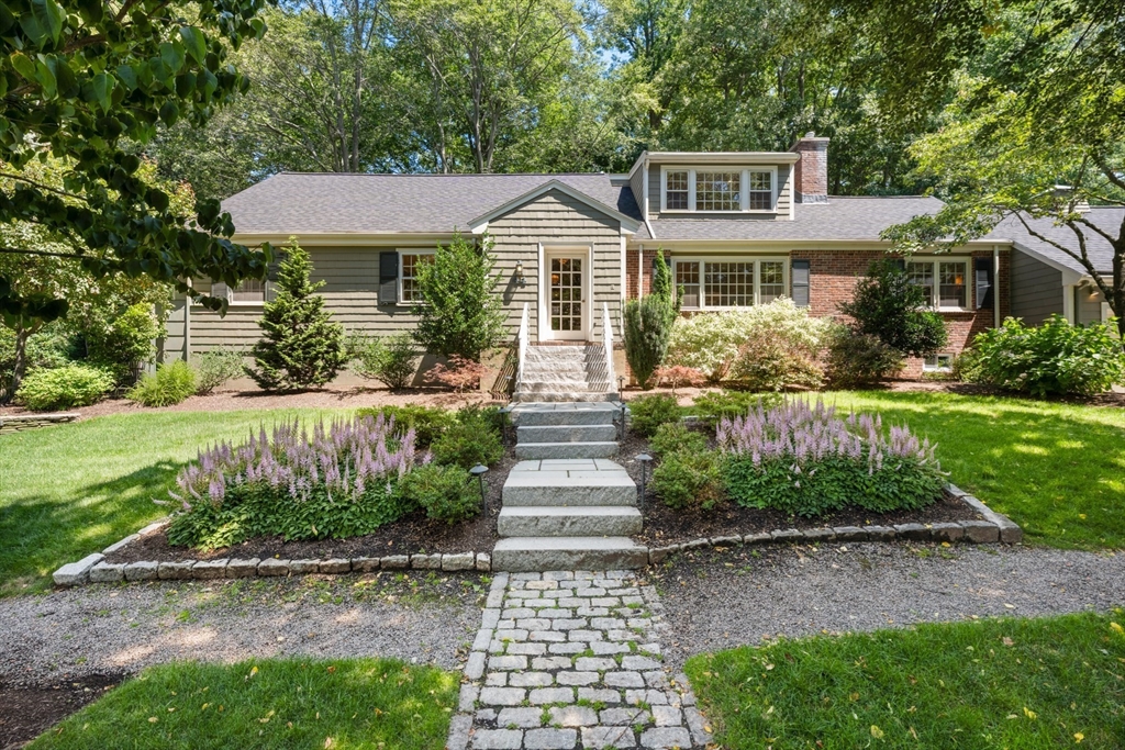 44 Valley Rd