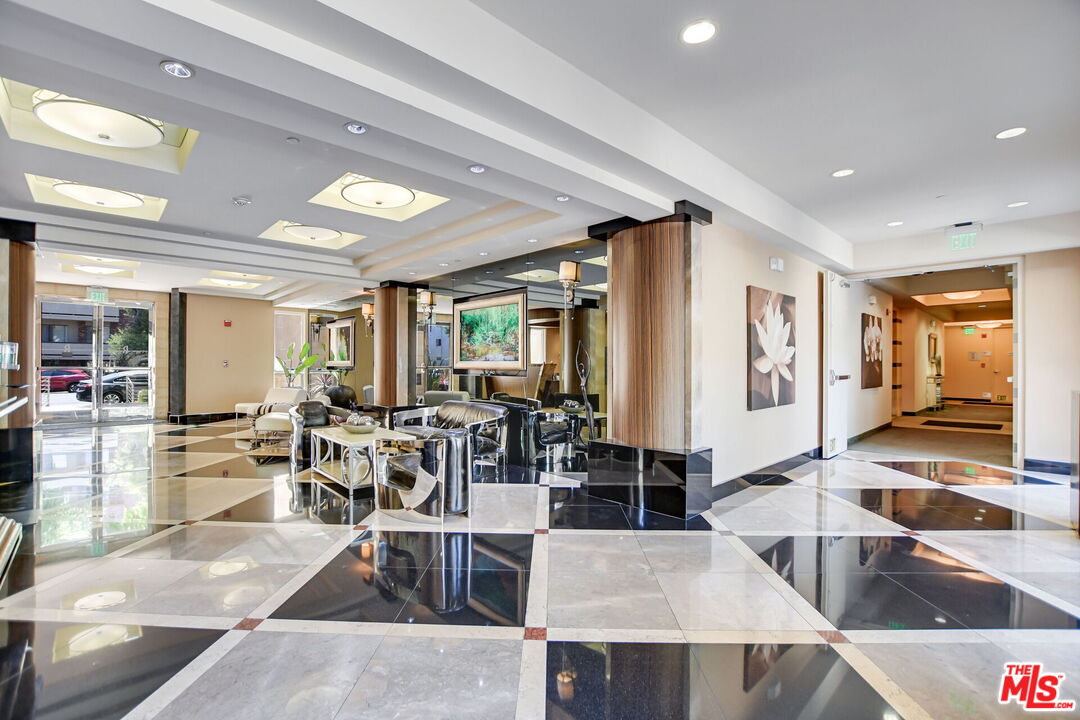 1318 Roxbury Dr Unit: 311