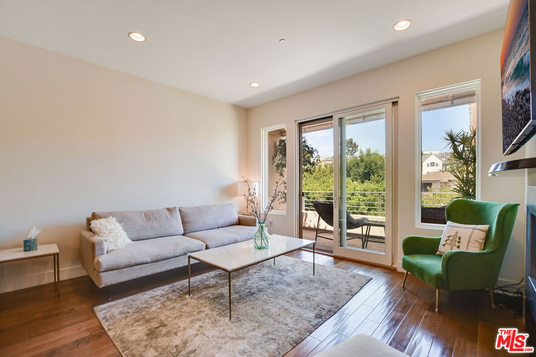 1318 Roxbury Dr Unit: 311